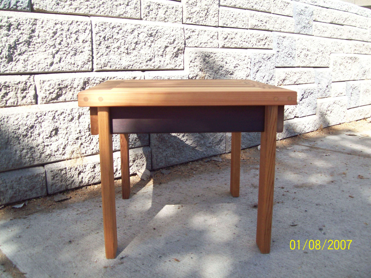 Wood Country T&L End Table - Welcome to Yardify - 3