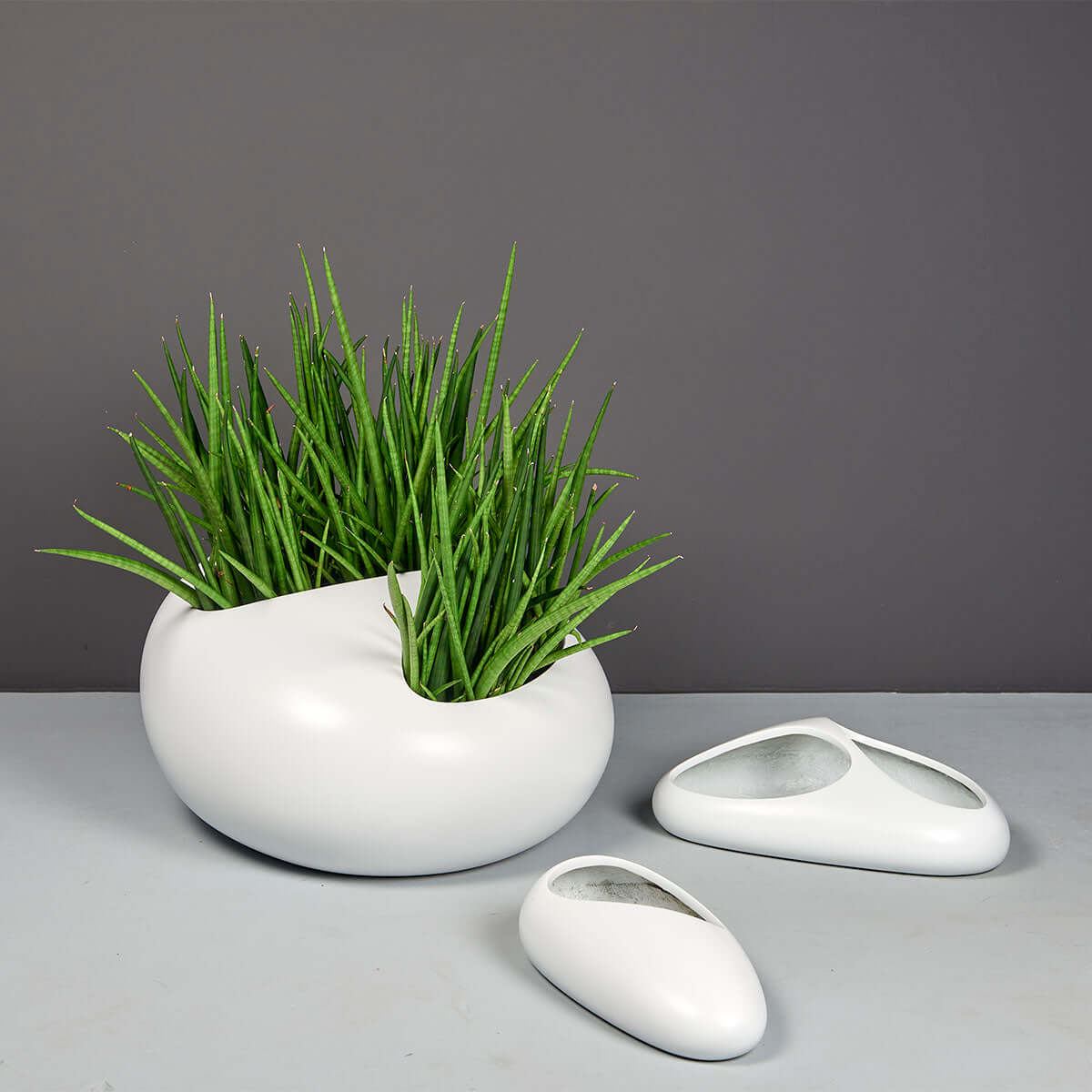 plant pots fiberglass Jay Scotts River Rock Round Fiberglass Planter Box