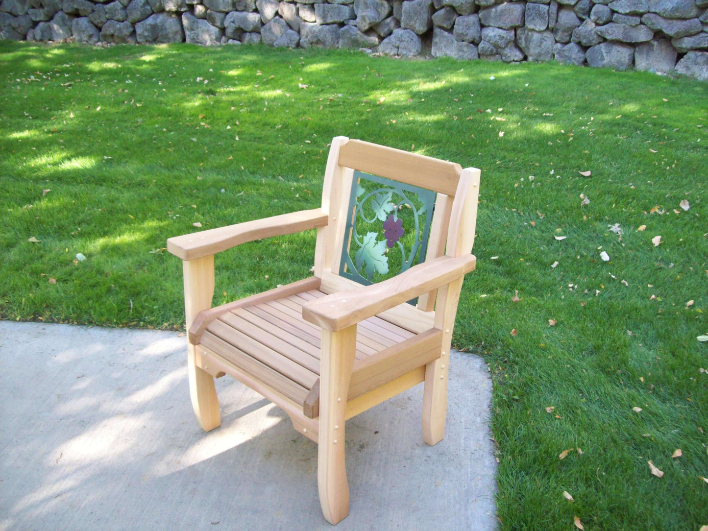 Cabbage Hill Wine Country Chair: 33"H x 25"D x 28"W