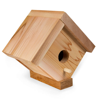 Traditional Cedar Birdhouse (BH05)