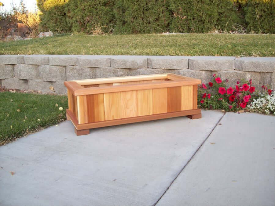 Wood Country Western Cedar Wood Patio Planters - Welcome to Yardify - 3